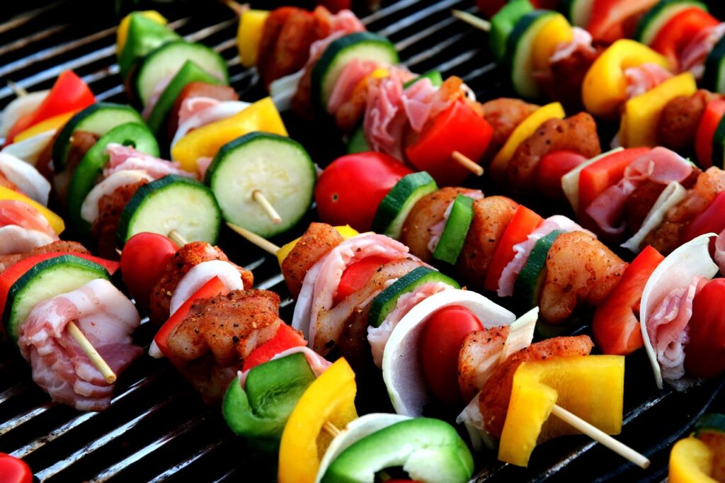 Schaschlik Fleisch Gemüse Gesund grillen So gelingt der Spagat zwischen Genuss und Nährwert